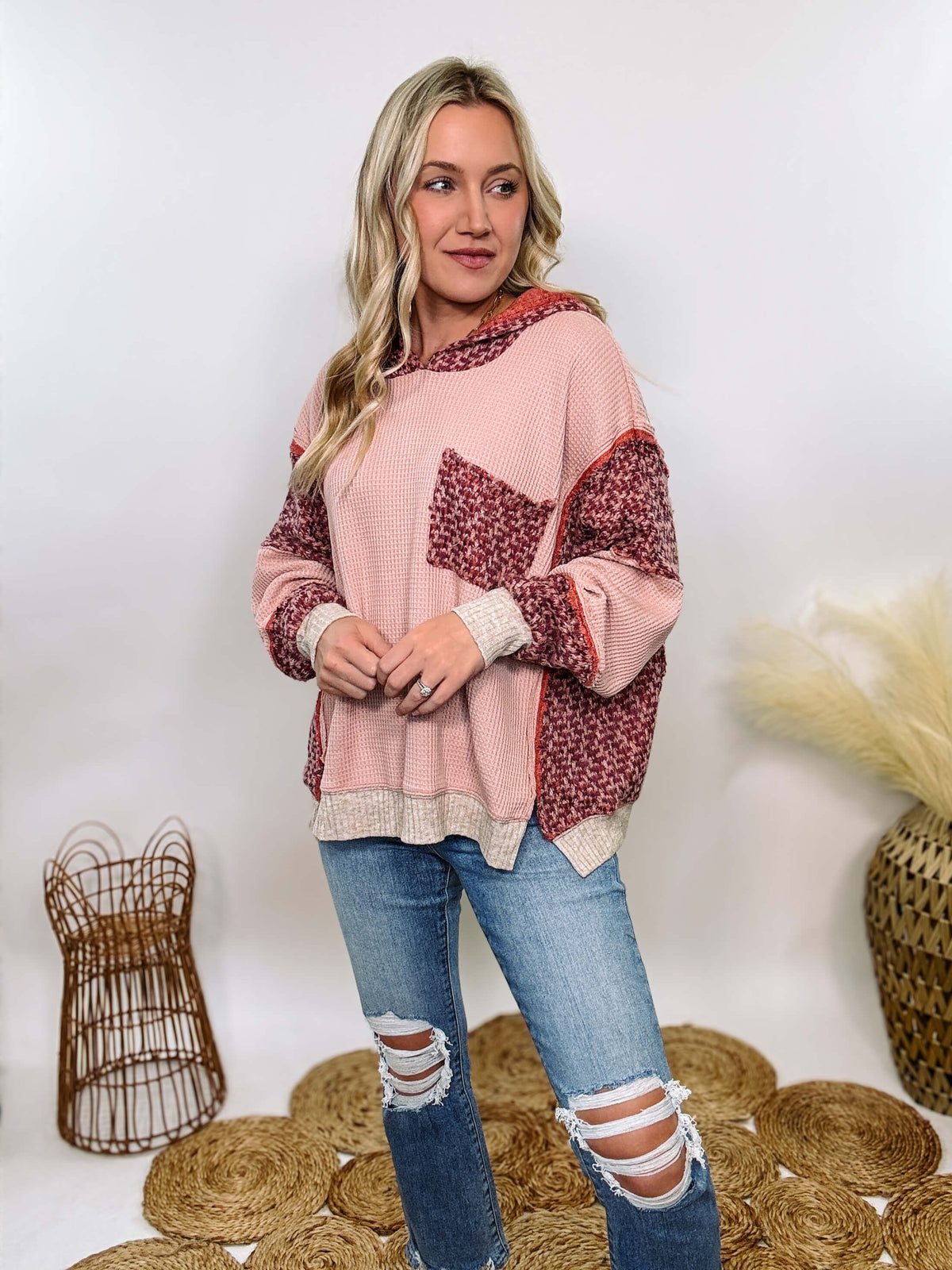 Easel Mixed fabric thermal hoodie in mauve pink with patchwork detailing, chest pocket, ribbed cuffs, and side slits. Relaxed fit, soft material, perfect for casual or dressed-up outfits with denim or leggings.