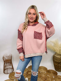 Easel Mixed fabric thermal hoodie in mauve pink with patchwork detailing, chest pocket, ribbed cuffs, and side slits. Relaxed fit, soft material, perfect for casual or dressed-up outfits with denim or leggings.